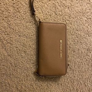 Michael Kors Wrist Wallet